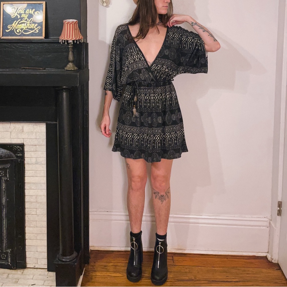 Love Culture boho pattern deep v dress with elastic waist and feather ties